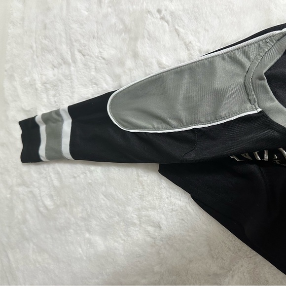 Star Wars Darth Vader Boys Embroidered Hockey Jersey Size 4 - Picture 6 of 7